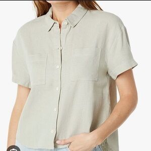 Madewell Ashen Sage Green Breezewoven Beachside Shirttail Top